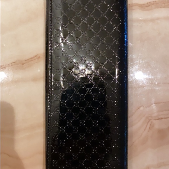 Authentic Patent Gucci leather clutch - Picture 7 of 8